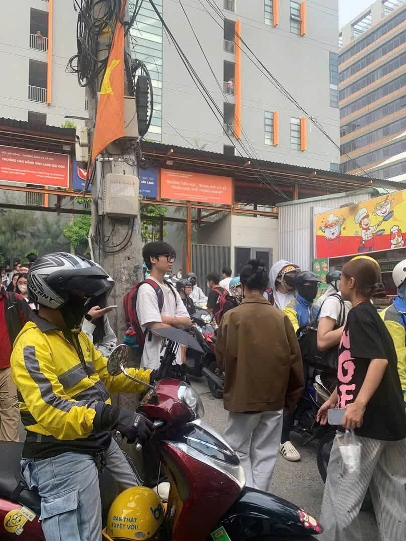 Bán nhà mới hẻm xe hơi 64m2, 7PN, thang máy, gần E-Mart Phan Văn Trị, Gò Vấp - Ảnh thu nhỏ 4