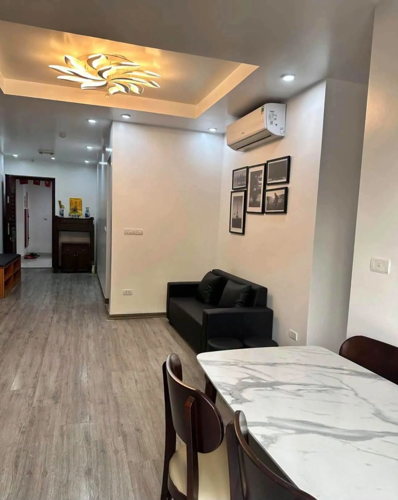 Bán căn hộ 2 PN 64m² Trần Hưng Đạo Quận 1 - Ảnh 1