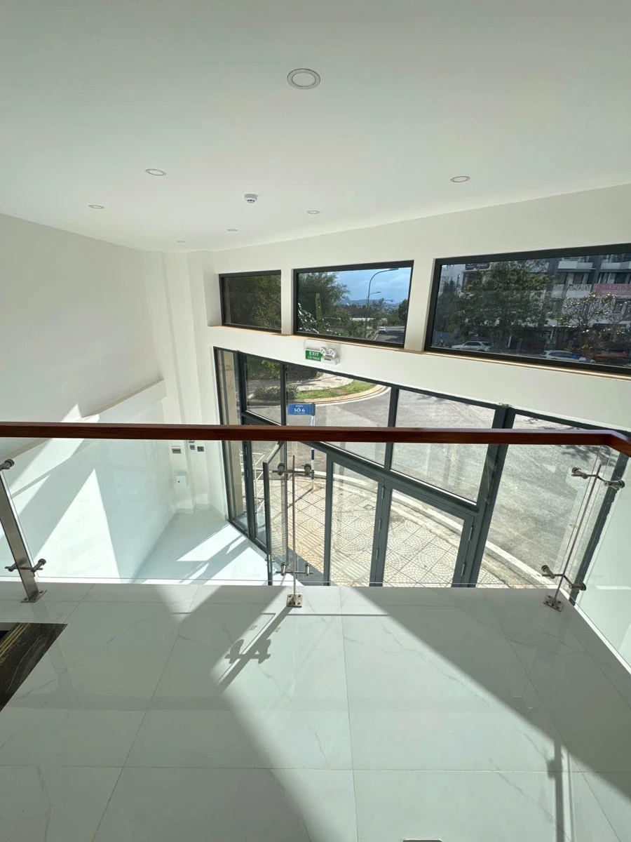 Cho thuê văn phòng góc 2 mặt tiền 124m² Buôn Ma Thuột - Ảnh thu nhỏ 5