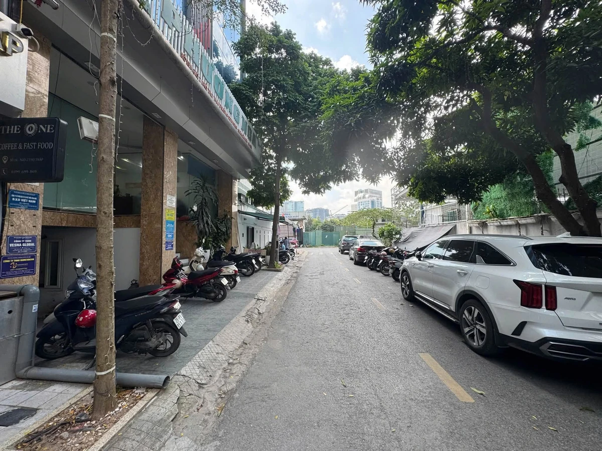 Cho thuê shophouse 220m2 Trần Thái Tông, Cầu Giấy 95 triệu/tháng - Ảnh thu nhỏ 5