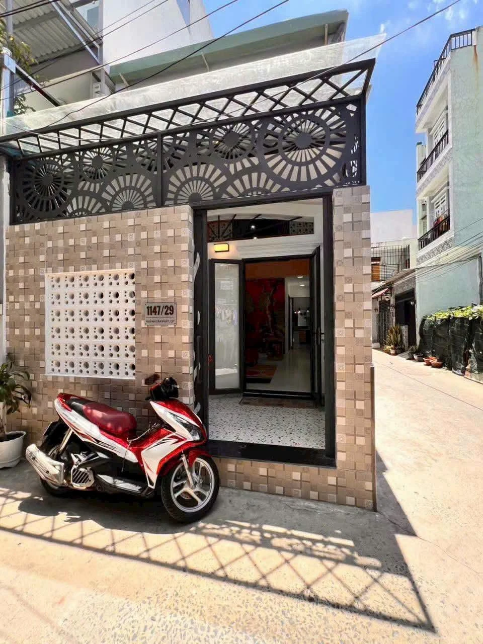 Bán nhà 2MT 60m² 4PN Quận 7 giá 5 tỷ 600 - Ảnh 1