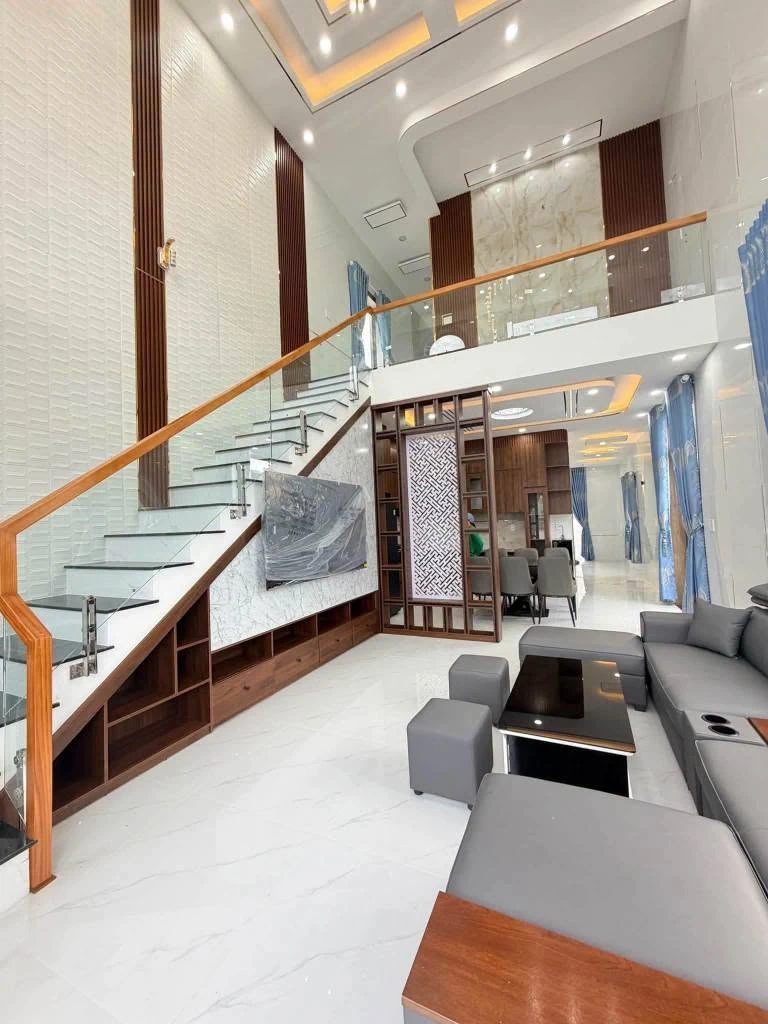 Bán nhà tiểu cảnh Long Hải 100m² 3 PN, giá 4,3 tỷ - Ảnh thu nhỏ 2