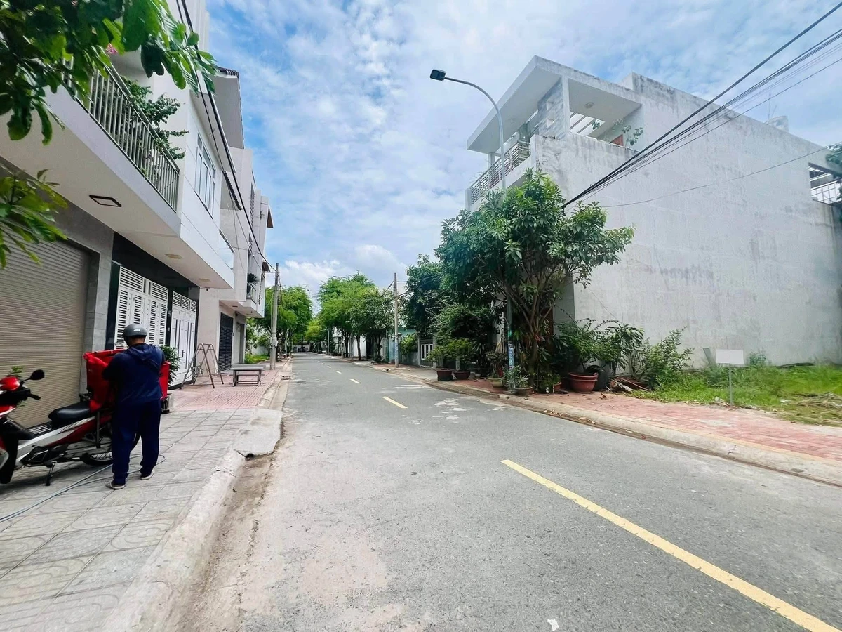 Bán đất 100m2 (5x20) full thổ cư đường Đoàn Thị Điểm, Phước Nguyên, TP Bà Rịa, giá 3,48 tỷ - Ảnh thu nhỏ 3