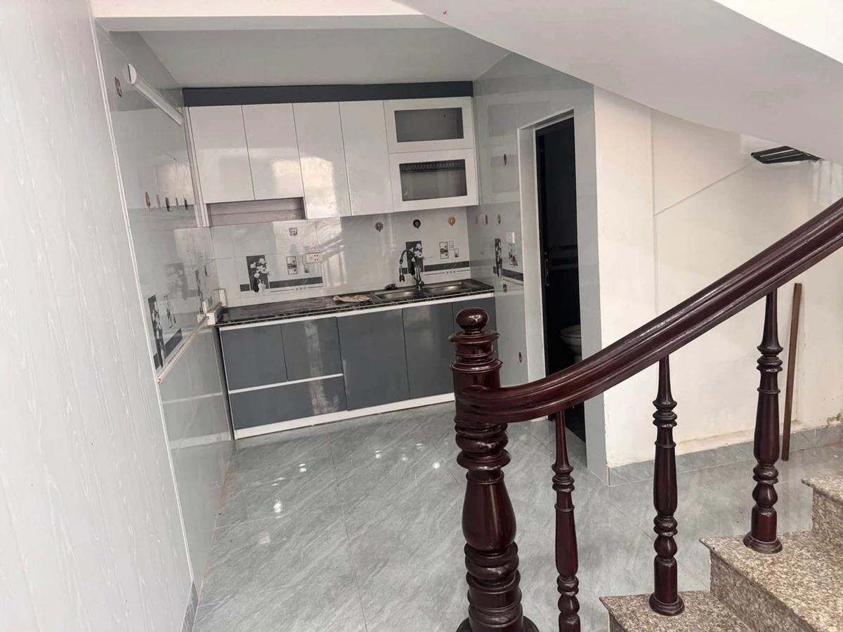 Bán nhà 30m² 3.5 tầng Trần Nguyên Hãn - Ảnh thu nhỏ 4