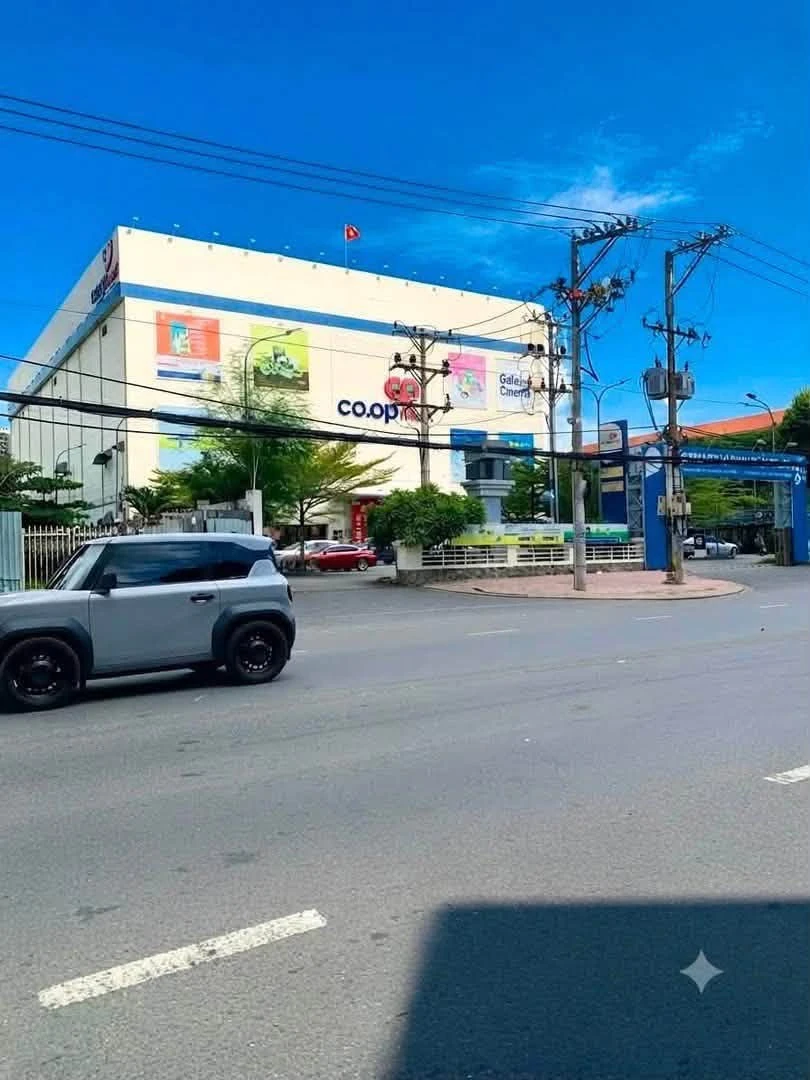 Bán nhà hẻm xe hơi 2 tầng 80m² 3PN Huỳnh Tấn Phát, Quận 7 - 6,8 tỷ - Ảnh thu nhỏ 2
