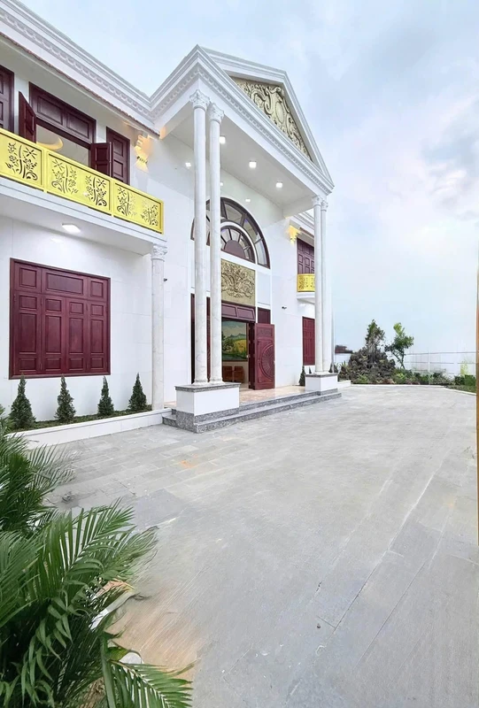 Bán nhà mặt tiền 403m² Chơn Tâm 9, Hòa Khánh, Đà Nẵng