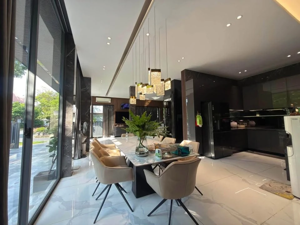 Bán biệt thự Mỹ Thái Phú Mỹ Hưng 204m² 115 tỷ Quận 7 - Ảnh thu nhỏ 5