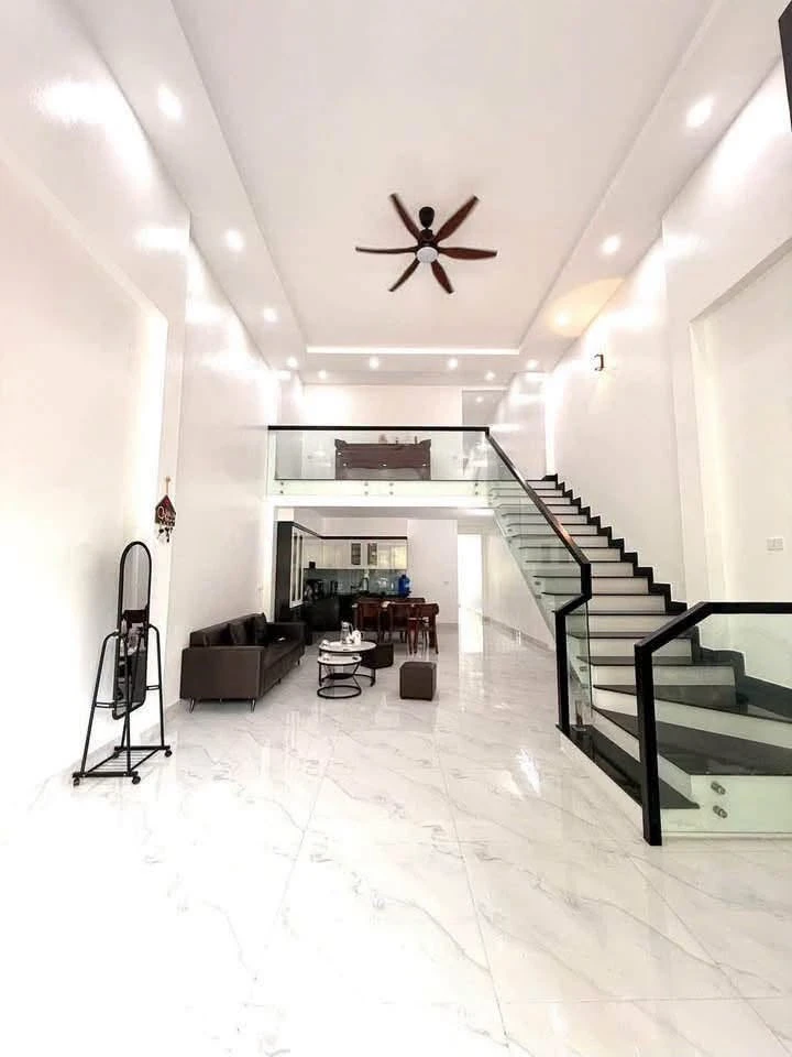 Bán nhà C4 gác lửng 100m² 3PN Vương Thừa Vũ Bình Tân - Ảnh 1