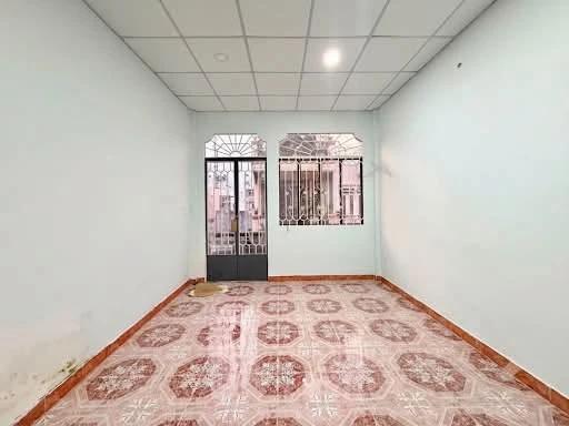 Bán nhà 3 tầng 65m2, 5 phòng ngủ, sổ vuông hoàn công đủ, Quận 3 - Ảnh thu nhỏ 4