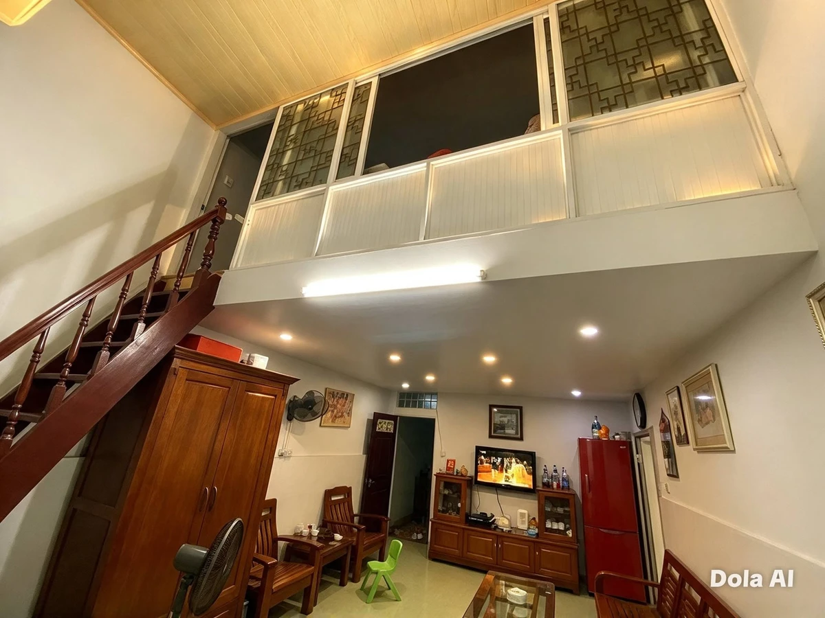 Bán nhà phố tầng 2 Lý Thường Kiệt, 30m², Quận 1 - Ảnh 1