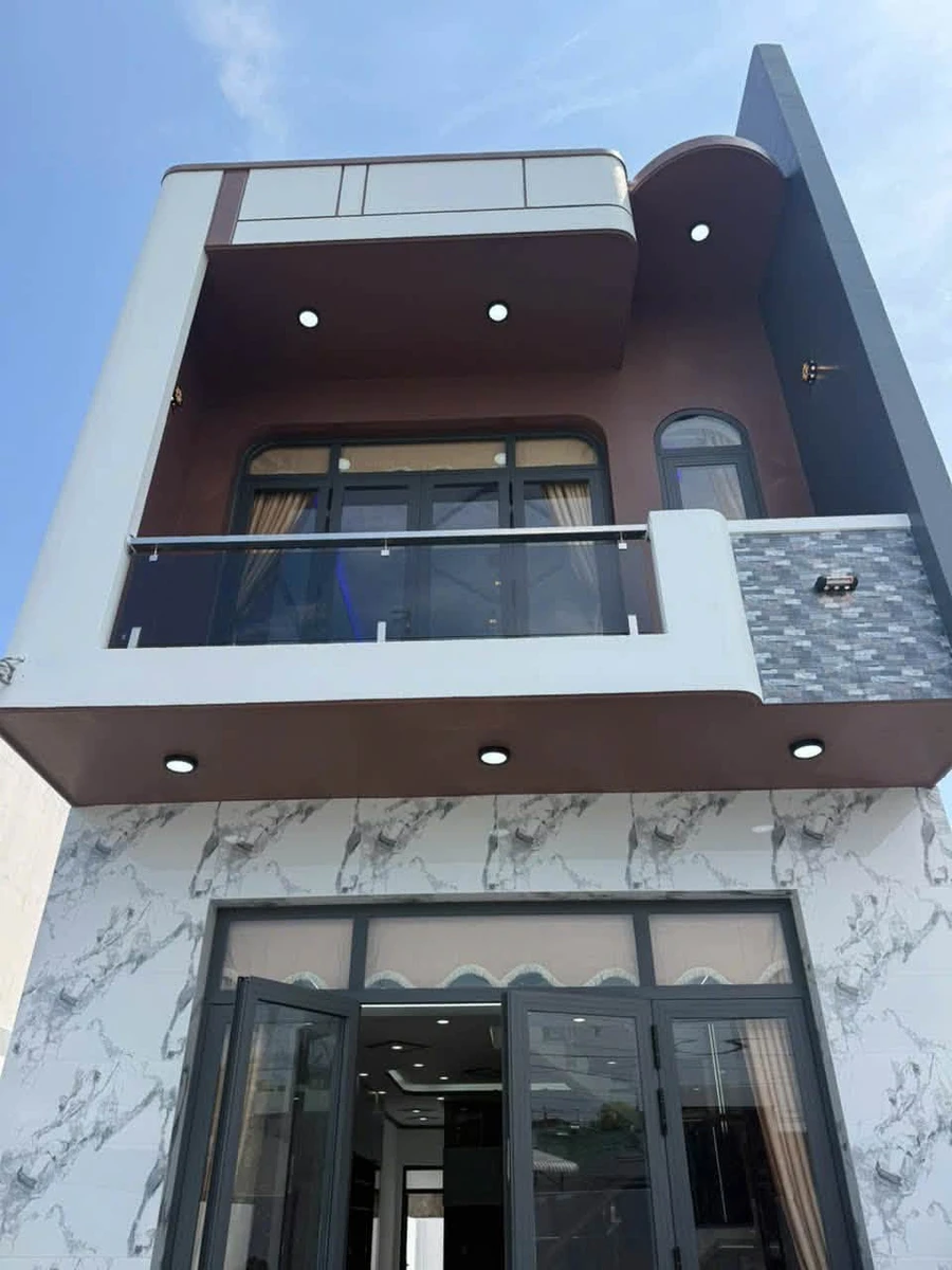 Bán nhà 1 trệt 1 lầu 3PN Cần Giuộc 125m2, giá 3 tỷ - Ảnh thu nhỏ 2