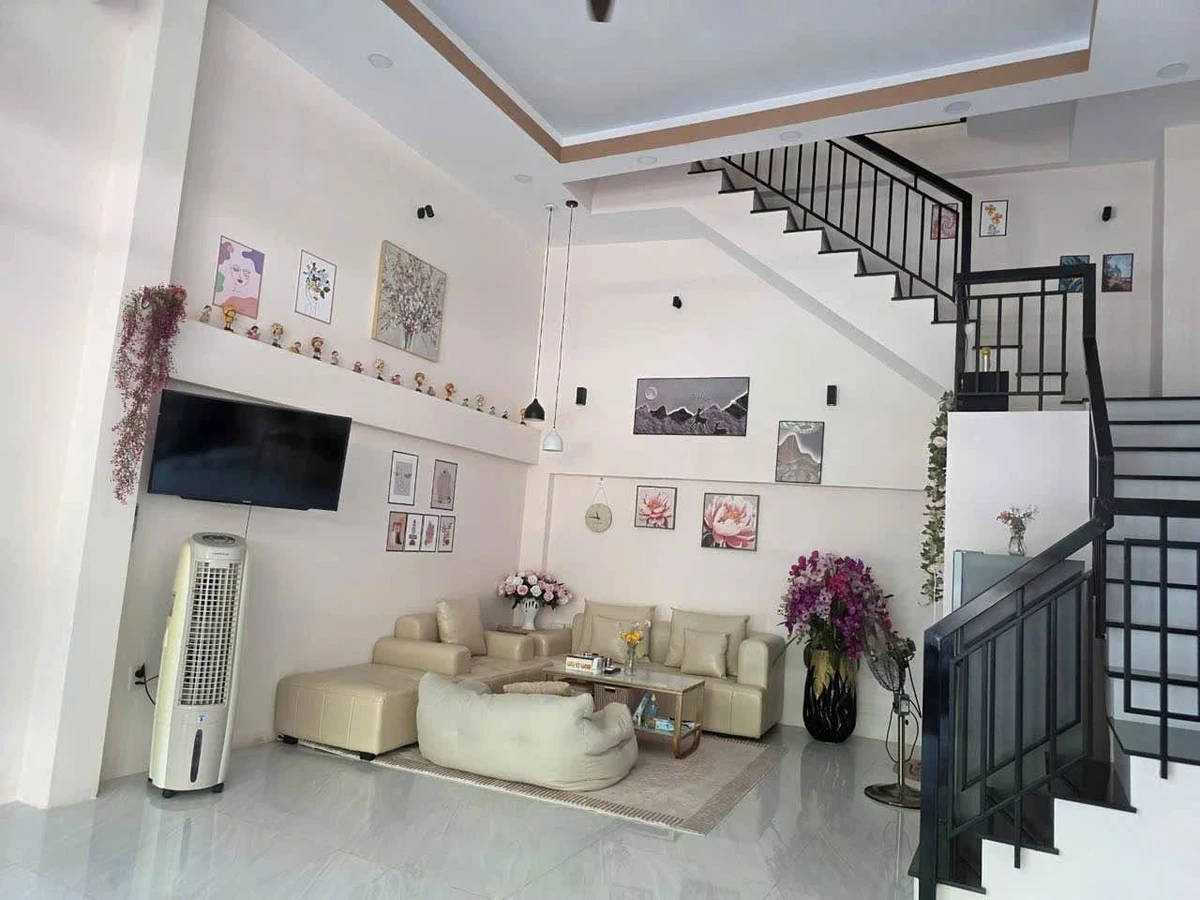 Bán nhà 4 tầng mặt tiền Bà Triệu Nha Trang 40m² - Ảnh thu nhỏ 2