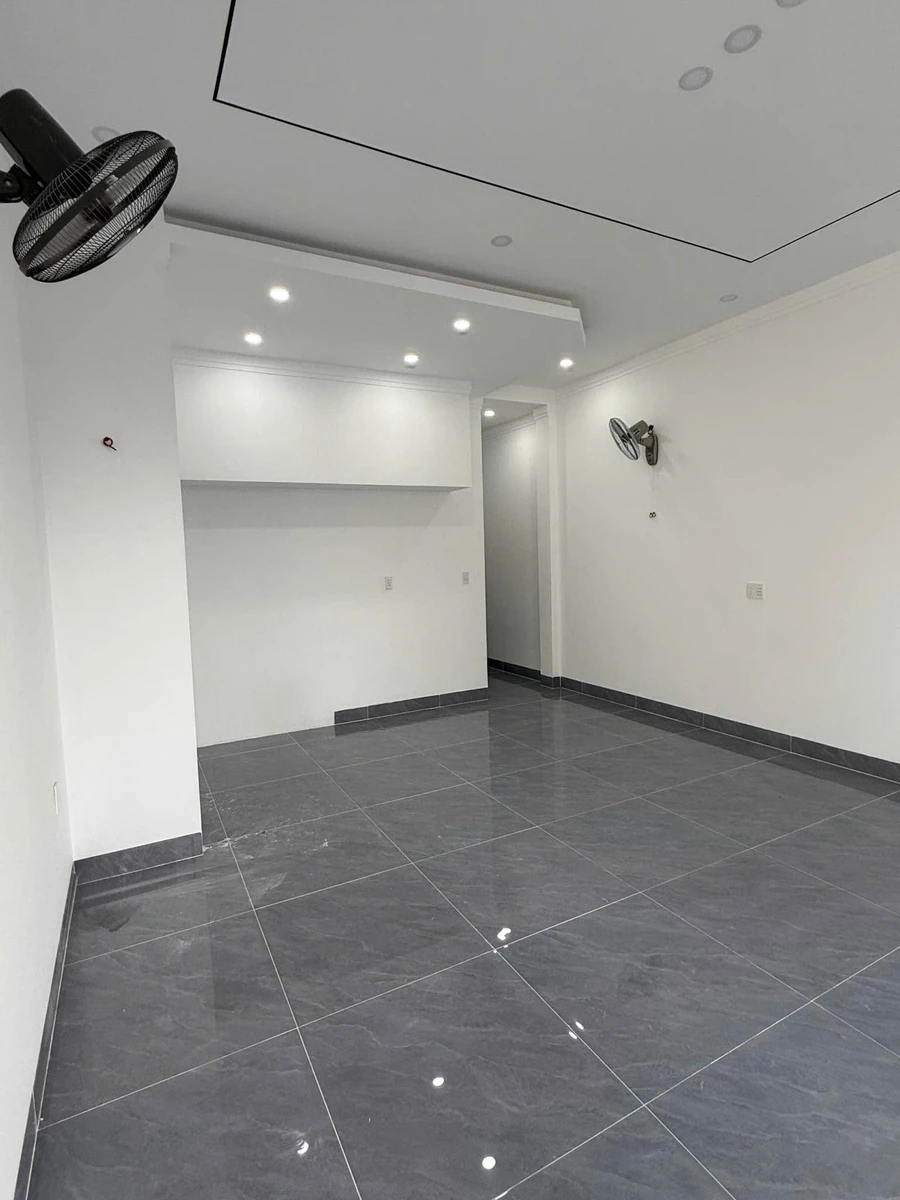 Bán gấp nhà mặt tiền đường nhựa 5x22m, 2 phòng ngủ, giá 1,39 tỷ tại Thôn 8 Cư Bua, Buôn Ma Thuột - Ảnh thu nhỏ 3
