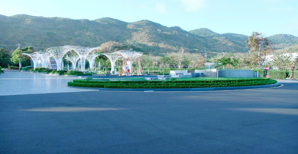 Chính chủ bán nhanh bán biệt thự biển nghỉ dưỡng Oceanami Luxury Homes and Resort, Long Hải, 236m2 - Ảnh 1