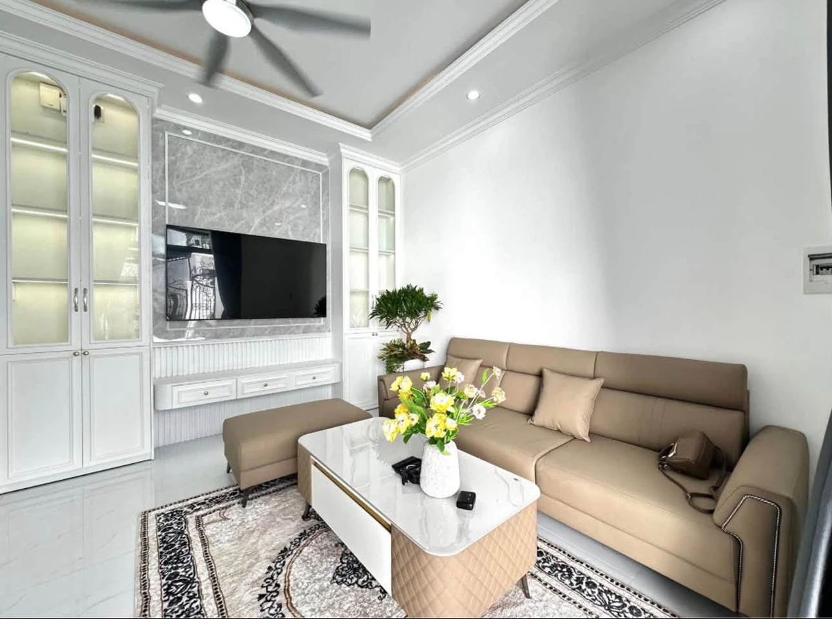 Nhà 3 tầng tân cổ điển 192m² Lê Ngô Cát, Huế - Ảnh thu nhỏ 3