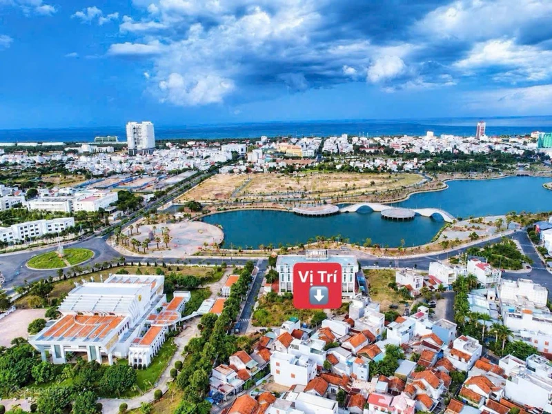Đất đấu giá view ngay hồ điều hoà trung tâm thành phố Tuy Hoà Phú Yên đường ô tô chỉ 2,8 tỷ/lô