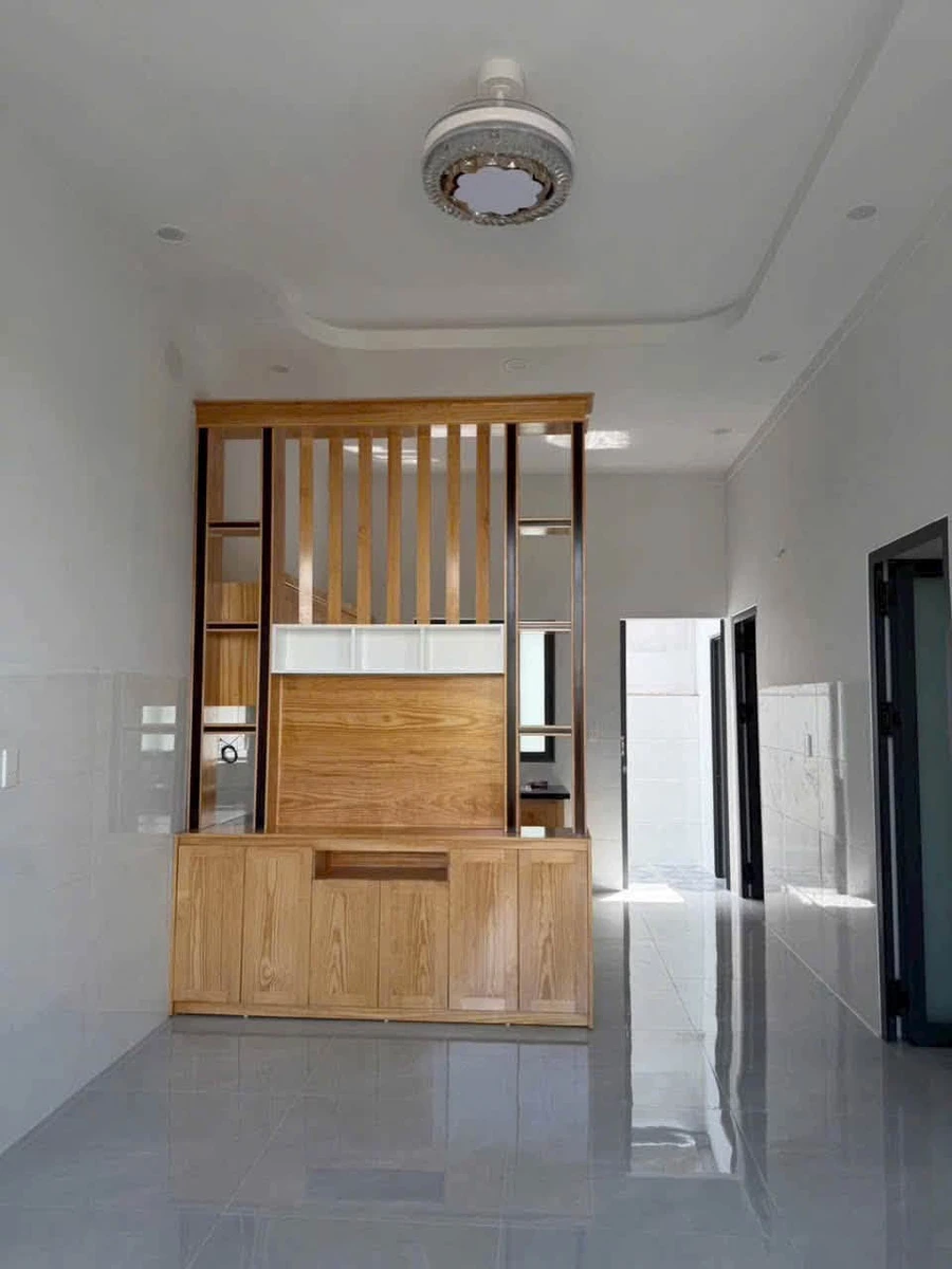Nhà đẹp 2PN Bà Rịa 75m² giá 1 tỷ 650 triệu - Ảnh thu nhỏ 3