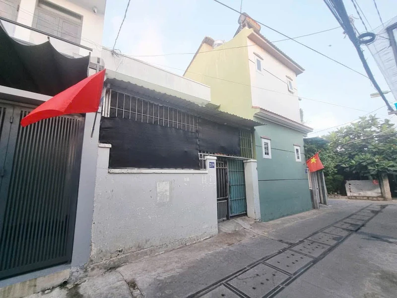 Bán đất Phước Long Nam Nha Trang 81.7m² có 2 căn nhà cho thuê