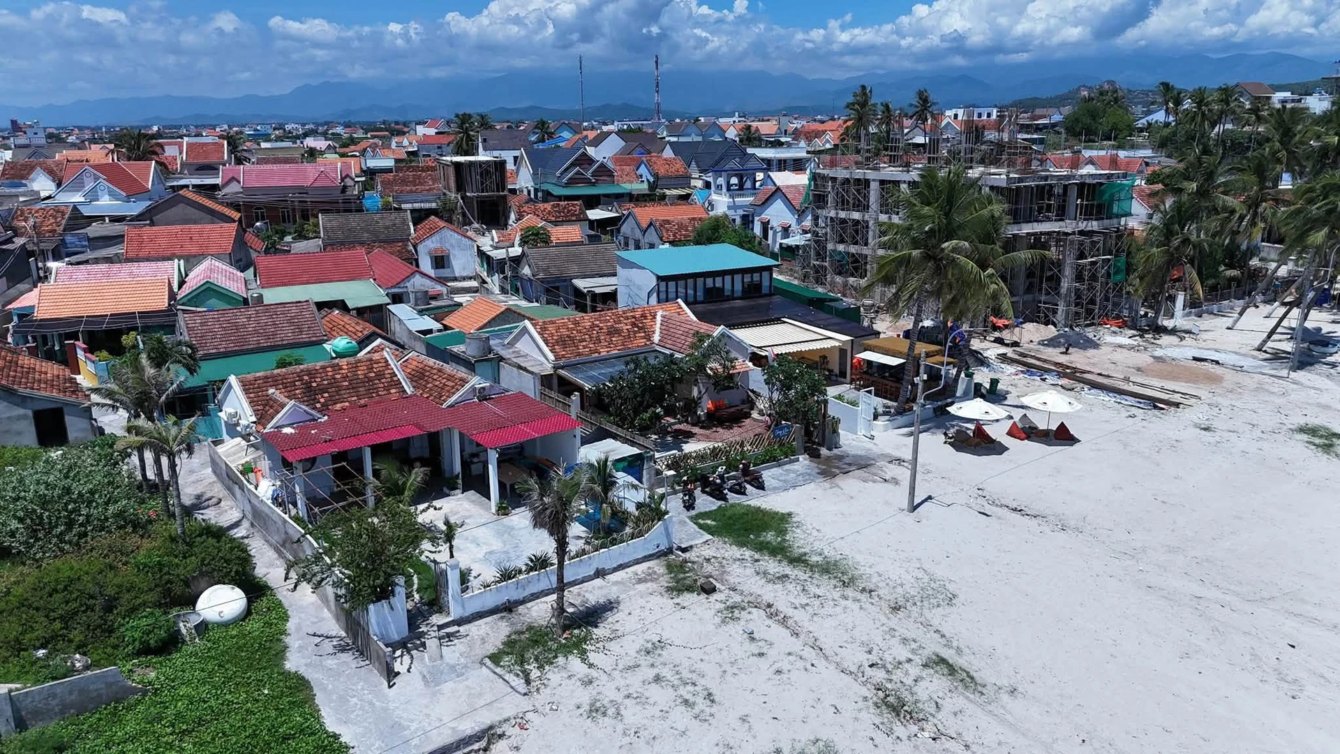 Bán homestay view biển Dốc Lết 230m2, 13 tỷ - Ảnh 1