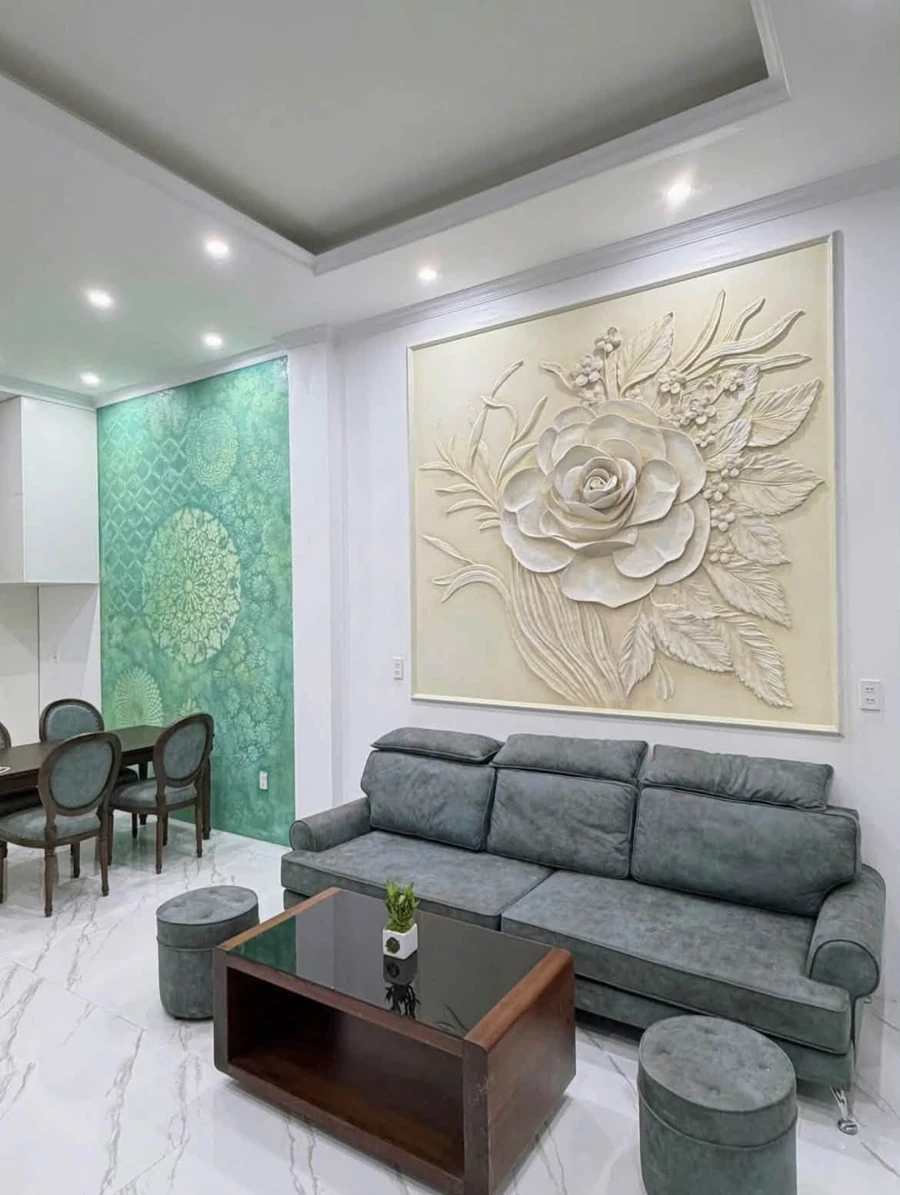 Bán nhà 3 tầng 100m² full nội thất Quảng Tế, Quận 1 - Ảnh thu nhỏ 2