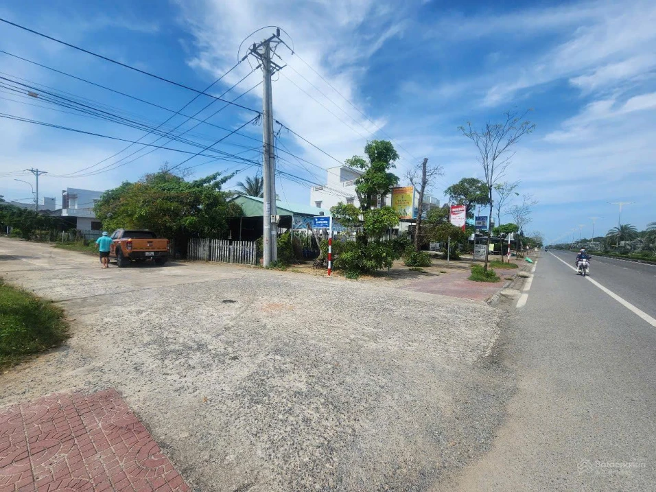 Mặt tiền đường QL29 Đâm thẳng ra biển 10x20m 200m2 phù hợp khách sạn, cà phê, bida, quán nhậu - Ảnh thu nhỏ 3