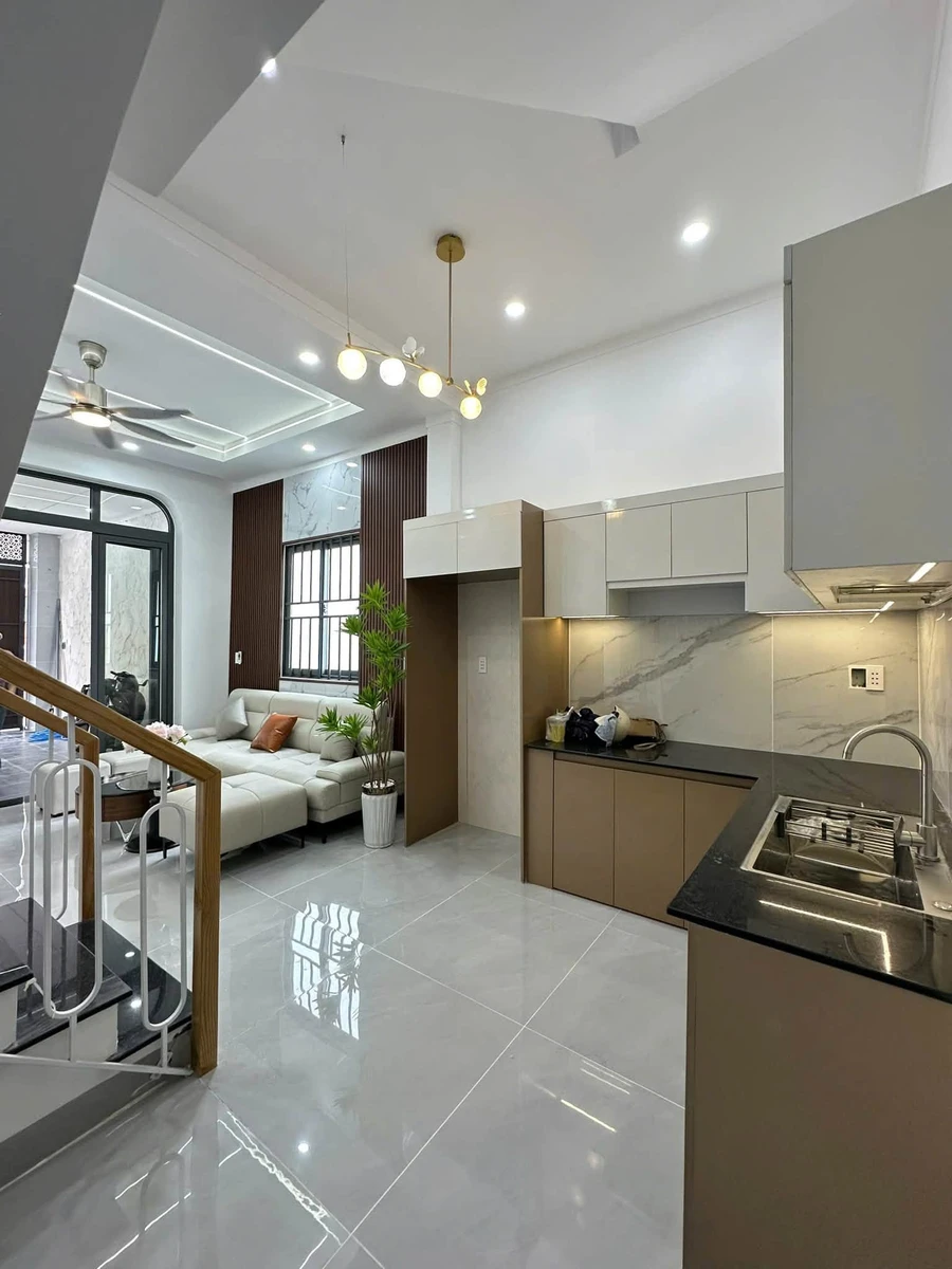 Bán nhà lầu góc 2 mặt tiền 120m² 3PN, 1 tỷ 990 triệu gần Nguyễn Khuyến - Ảnh thu nhỏ 4