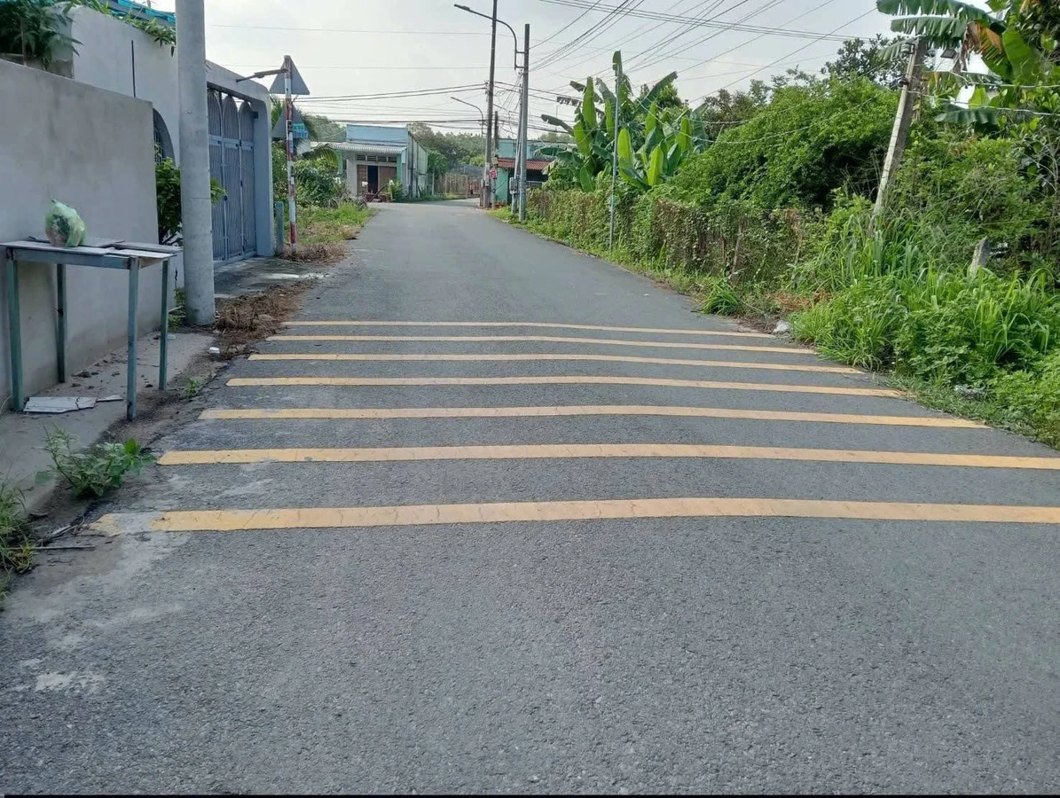 Bán đất thổ cư 7x44 đường nhựa 6m giá 2 tỷ gần chợ Thùng Thơ, Phường Phú An - Ảnh 1