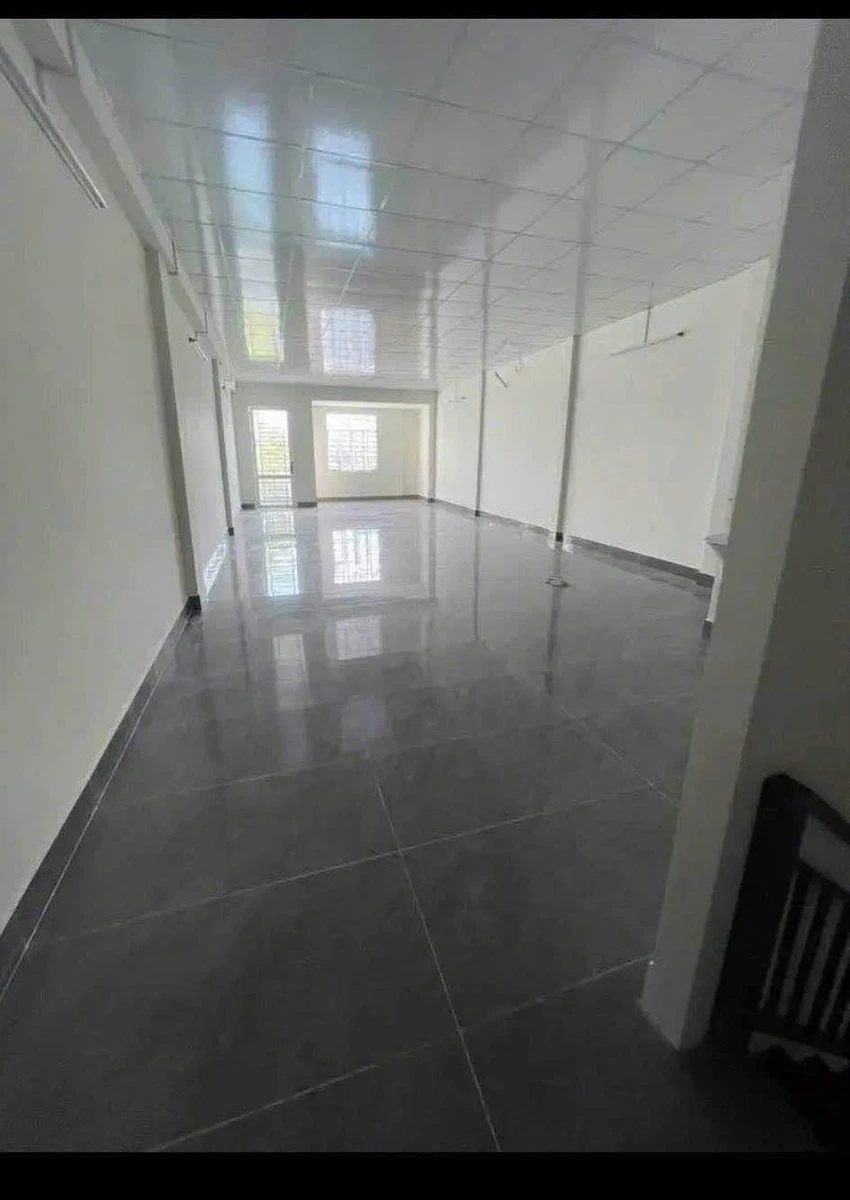 Cho thuê nhà 1 trệt 1 lầu mặt tiền 106m² Long Xuyên - Ảnh thu nhỏ 3