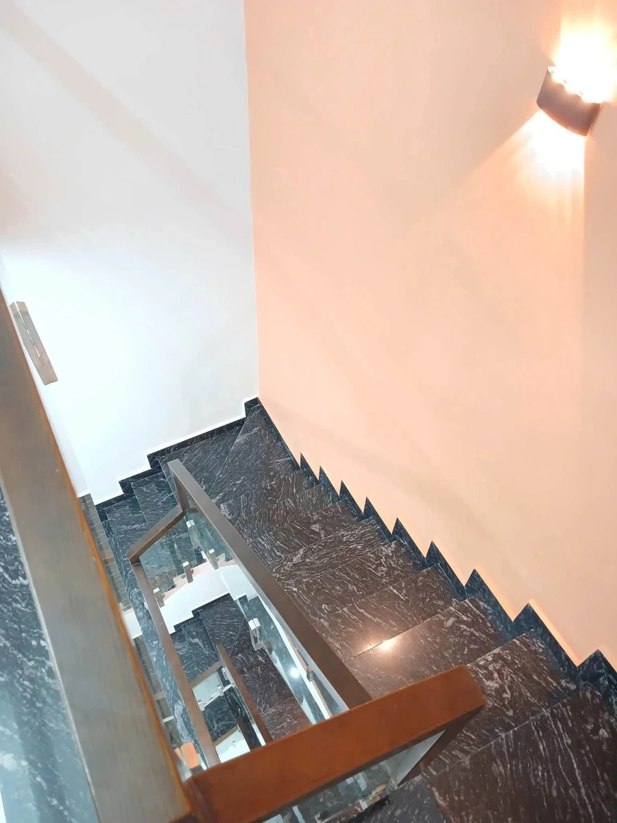 Bán nhà góc 2 mặt hẻm 72m2 Bình Tân 6,8 tỷ - Ảnh thu nhỏ 3
