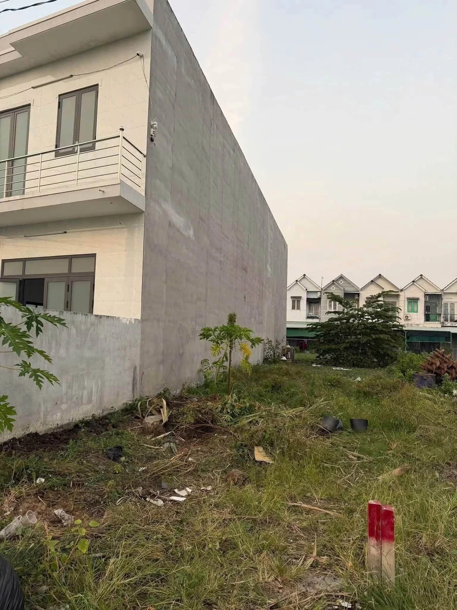 Bán nhà mặt tiền kinh doanh 4PN 5WC 160m2 Bình Chánh, 2.8 tỷ - Ảnh thu nhỏ 4