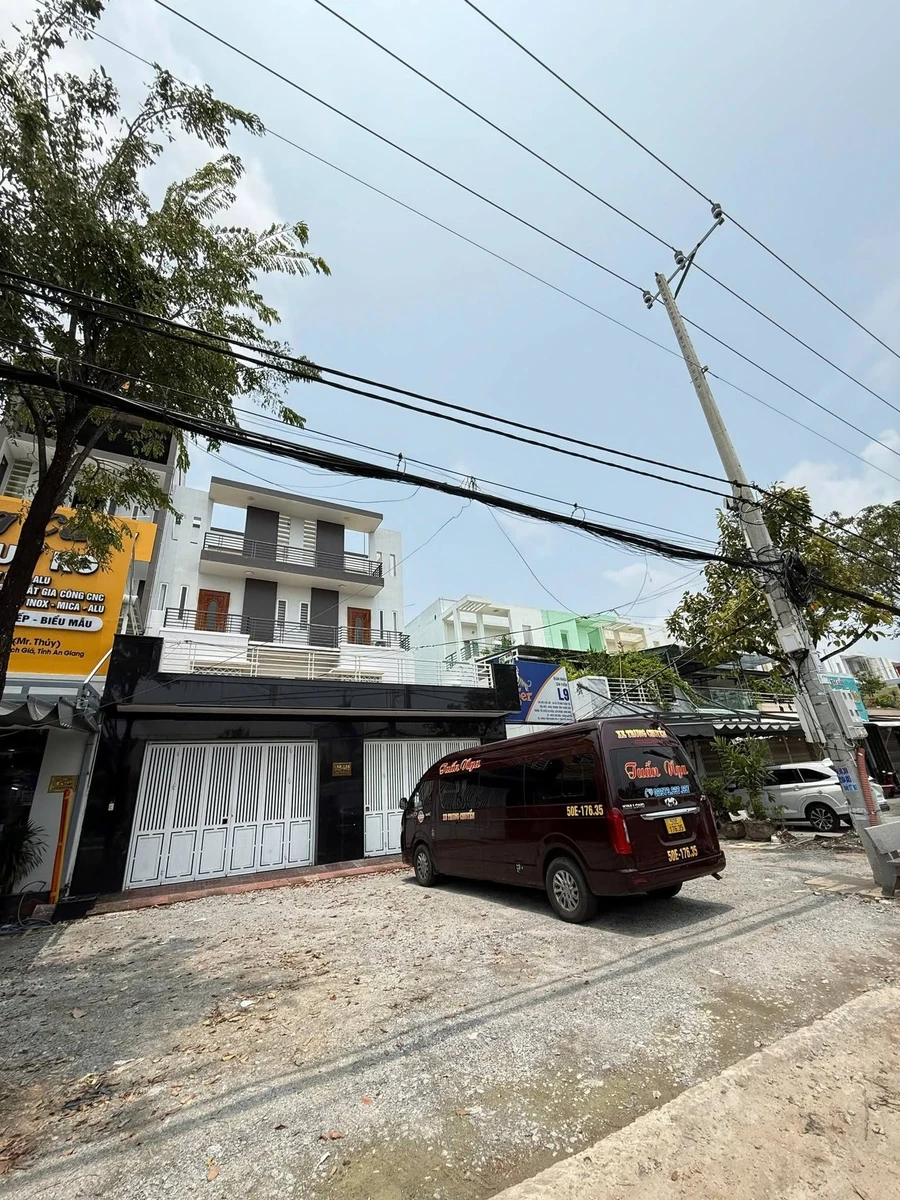 Bán nhà mặt tiền Trần Quang Khải, Rạch Giá, 220m², 13.8 tỷ - Ảnh 1