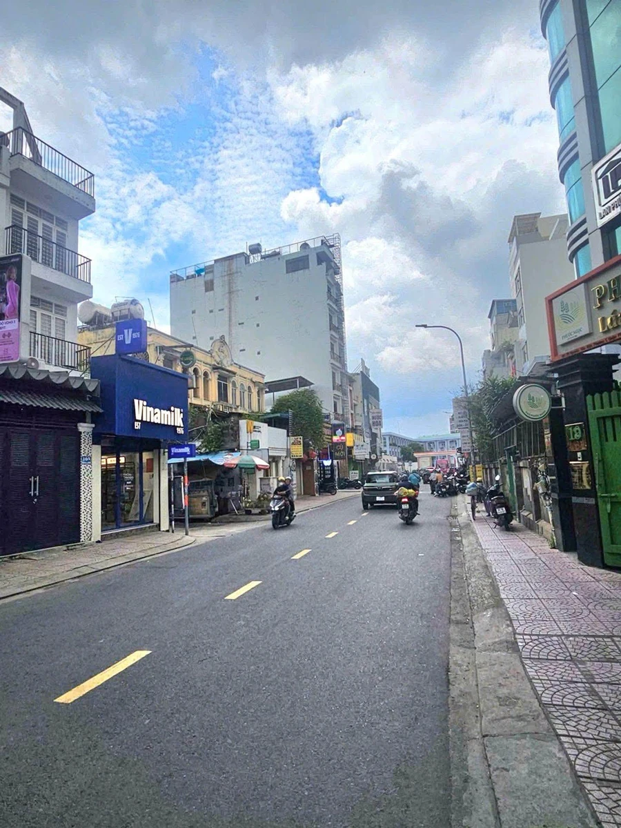 Bán nhà mặt tiền Bình Thạnh 71.5m2, giá 8.5 tỷ - Ảnh thu nhỏ 2