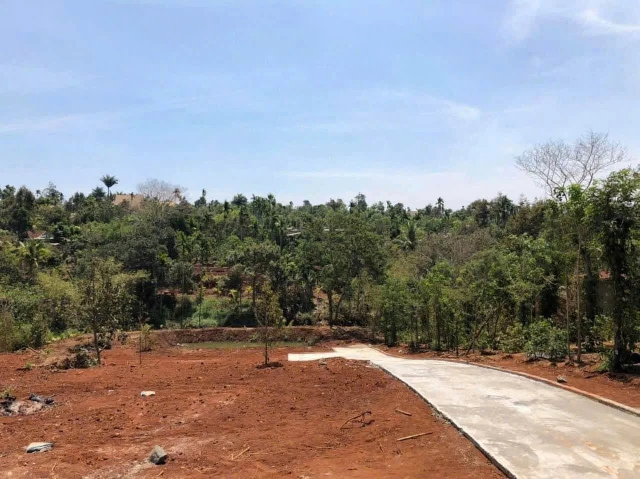 Bán đất 7 sào 1 mặt tiền gần sân bay Buôn Ma Thuột - Ảnh 1