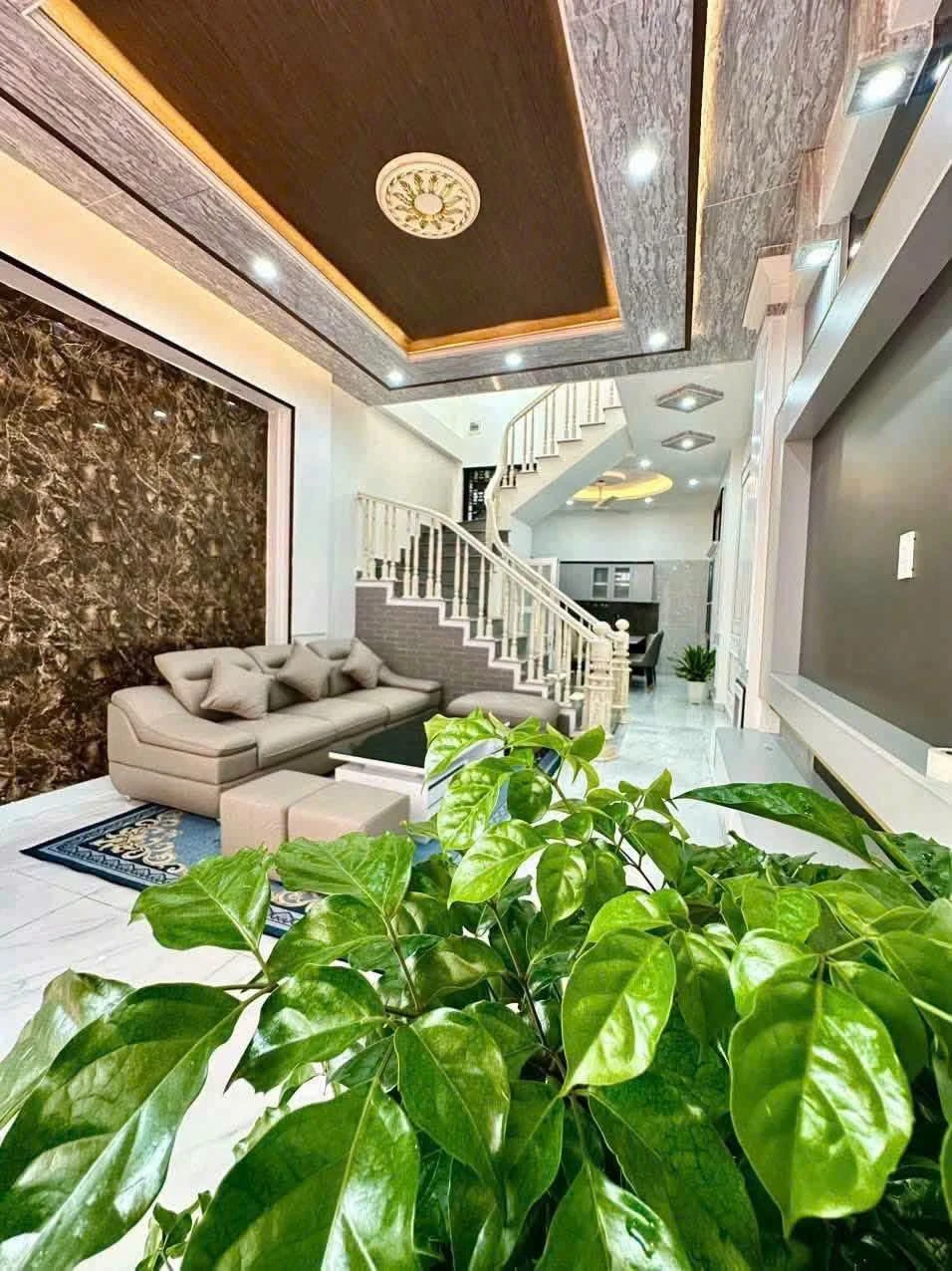 Bán nhà phố 50m2 3 tầng lô góc Đông Trung Hành 3.75 tỷ - Ảnh 1