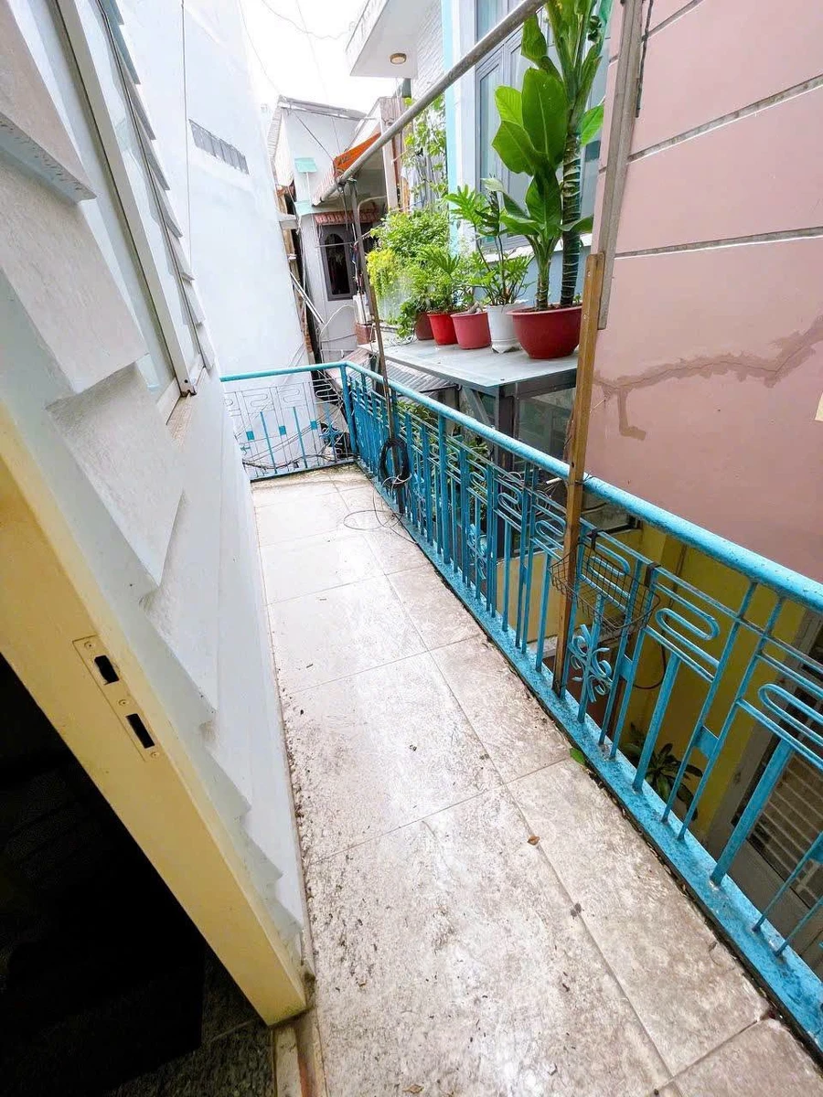 Bán nhà 2 phòng ngủ mặt tiền Tôn Đản Quận 4, 158m² - Ảnh thu nhỏ 5