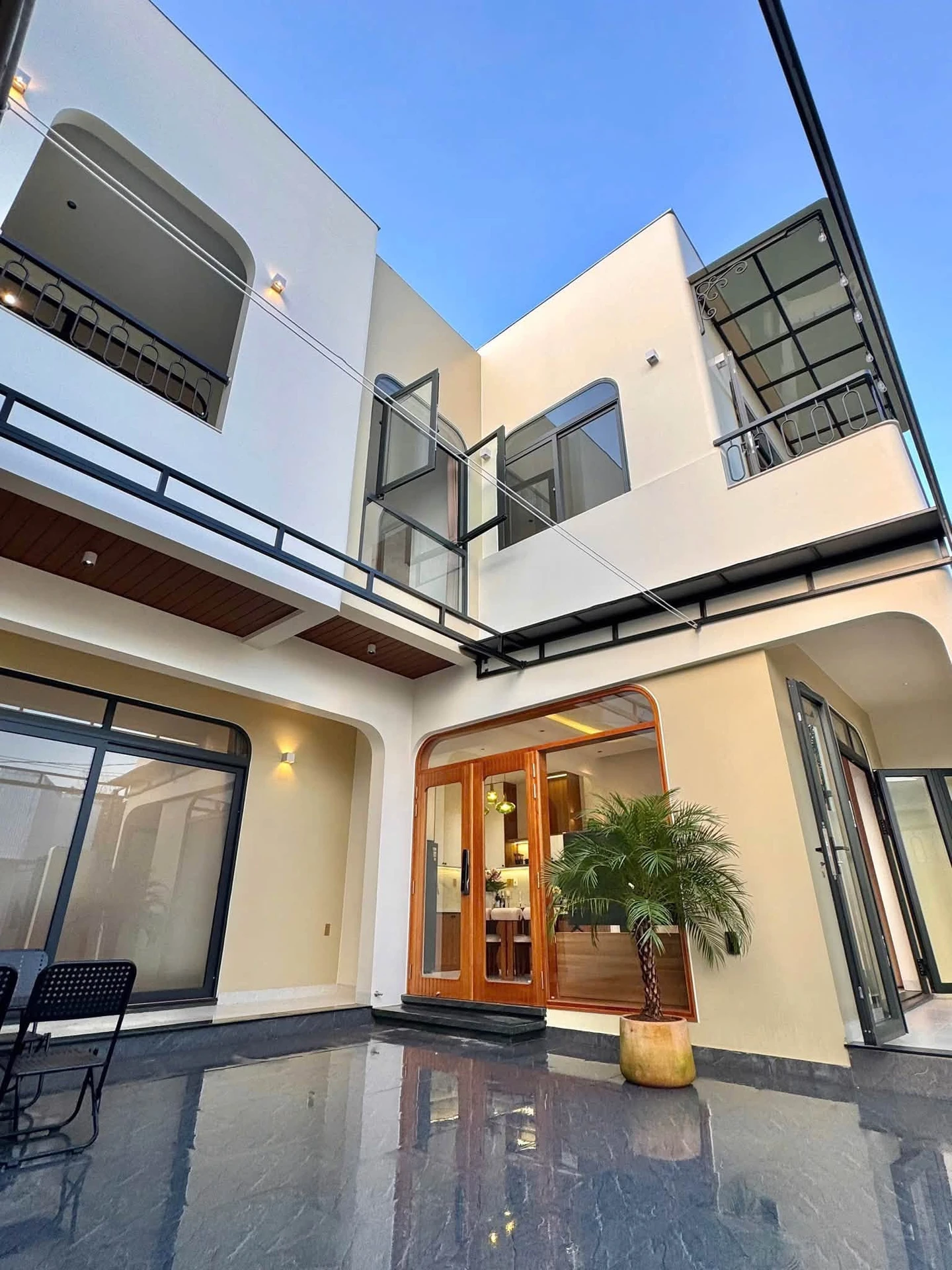 Bán nhà 4PN 121m² Garden View Huế, sổ hồng, full nội thất - Ảnh 1