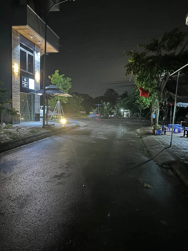 Bán toà CHDV 7 tầng 200m² Hoà Lạc Hà Nội 28,6 tỷ