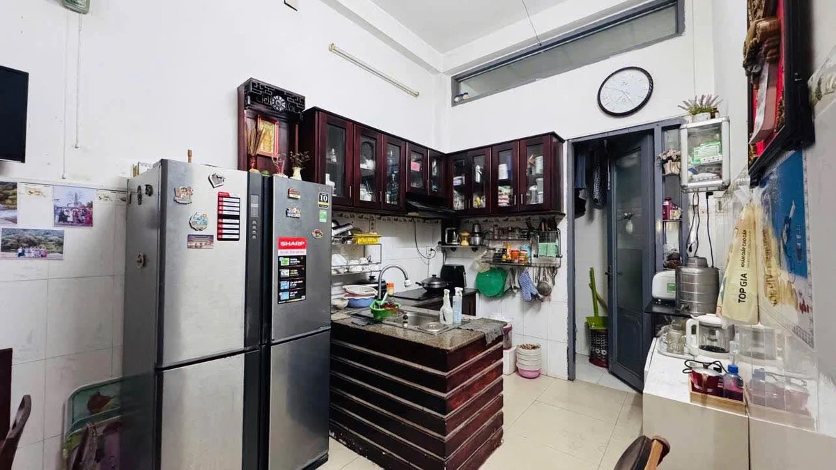 Bán nhà view biển Ba Làng 200m² 6 PN Nha Trang 6,9 tỷ - Ảnh 1