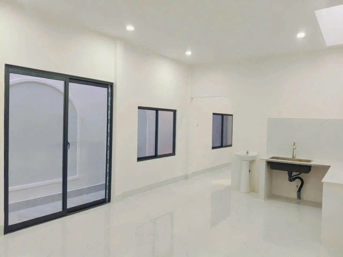 Bán nhà mới 100m2, 2 phòng ngủ, Phường Trường An, 1 tỷ 650 triệu - Ảnh thu nhỏ 5