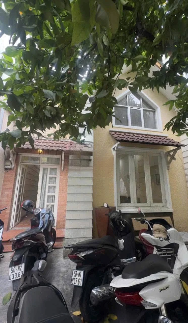 Cho thuê nhà sân vườn 216m2, 1PN, Bình Tân - 9tr/tháng - Ảnh 1