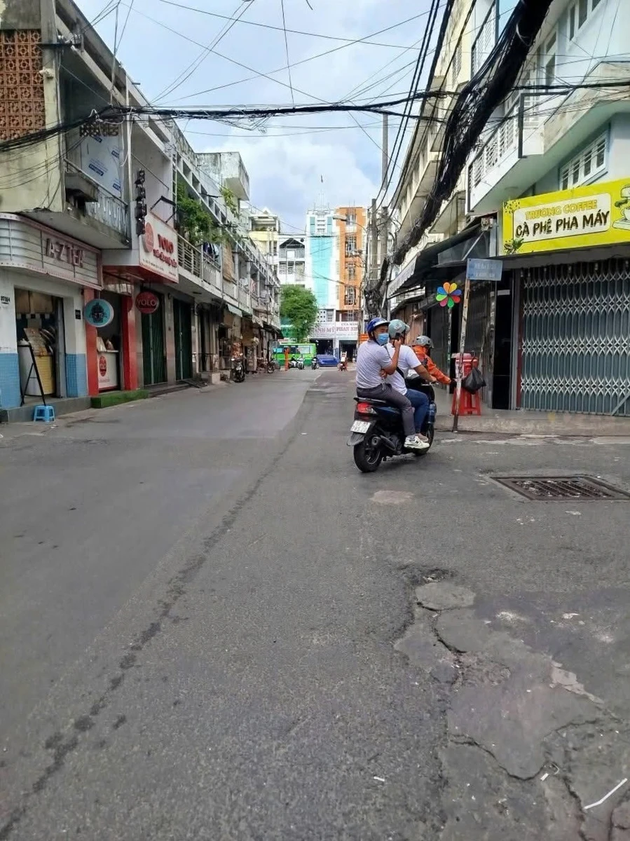 Bán nhà 4,5x12m 5 tầng gần 9 tỷ tại Quận 1 - Ảnh thu nhỏ 4