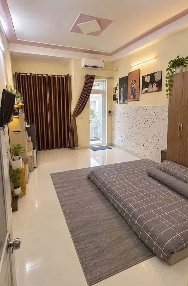 Bán nhà 3 tầng mặt tiền Nguyễn Thái Bình, 54m2, gần Hồ Sinh Thái Đống Đa, Quy Nhơn - Ảnh thu nhỏ 2