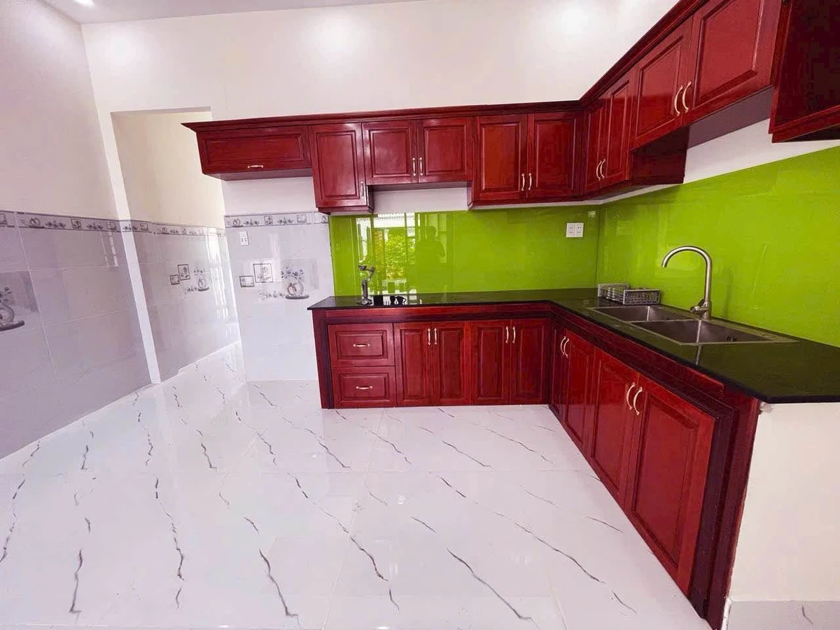 Nhà lầu 3PN/3WC 80m² giá 1tỷ8 Đức Hoà - Ảnh thu nhỏ 5