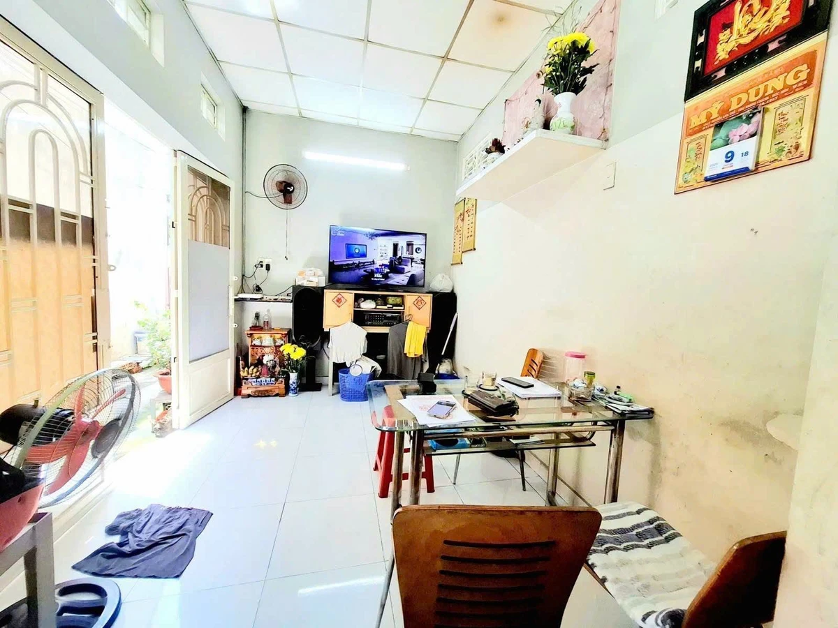 Bán nhà cấp 4 41m2 2PN Bà Điểm gần cầu vượt An Sương, Hóc Môn, giá 1,39 tỷ - Ảnh thu nhỏ 3