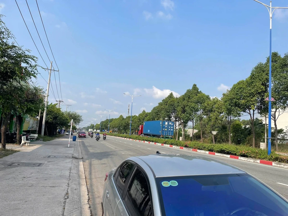 Bán nhà 5x30 mặt tiền Tạo Lực 7, Bình Dương, 6 tỷ - Ảnh thu nhỏ 3
