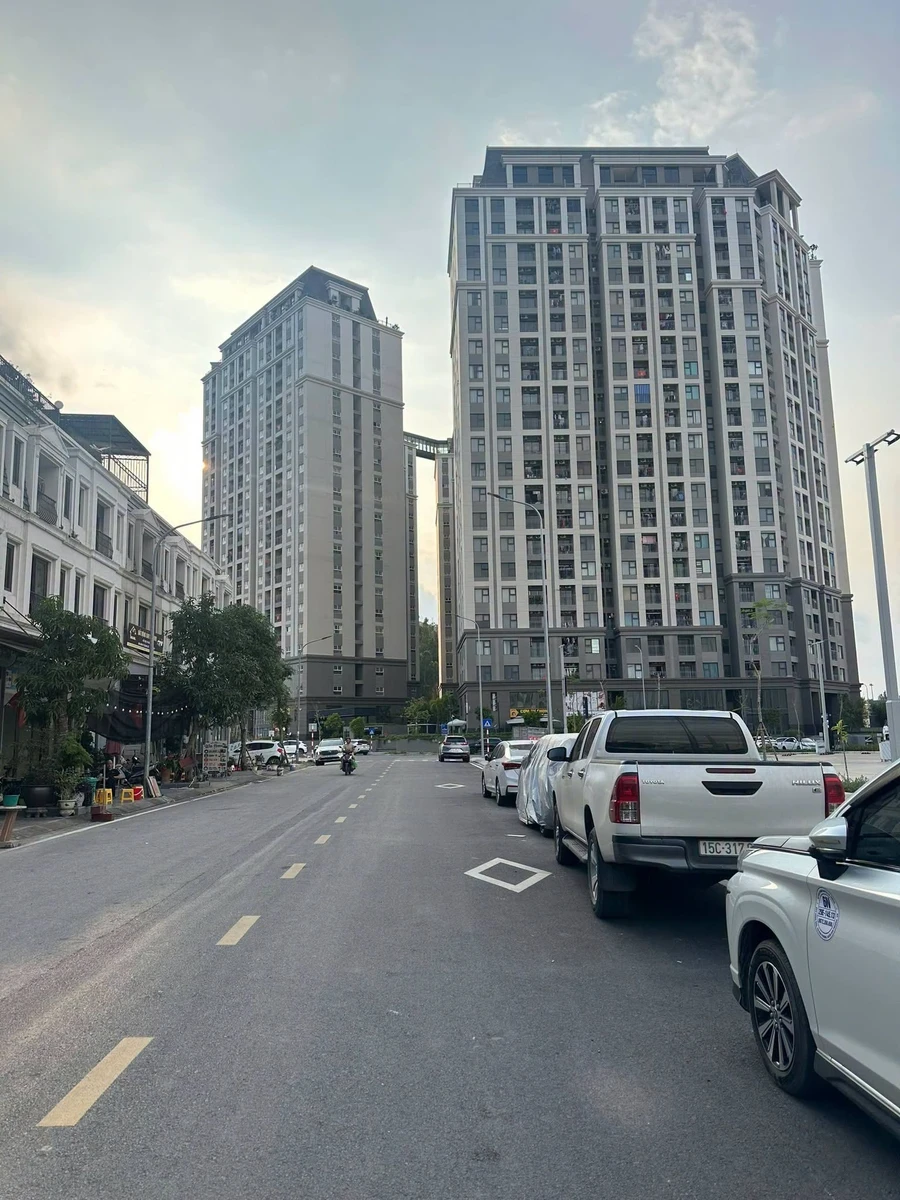 Bán shophouse mặt chính 70m² Cái Lân Bãi Cháy 7 tỷ - Ảnh thu nhỏ 2