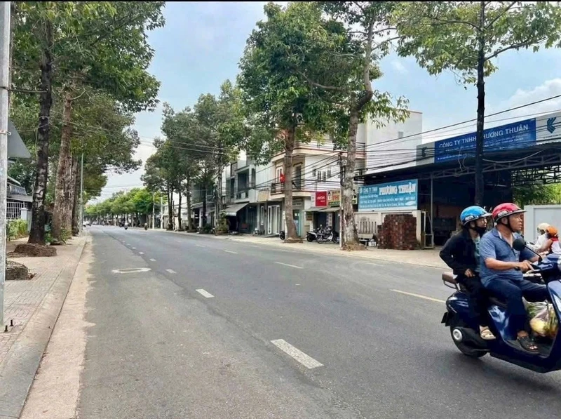 Bán lô đất mặt tiền kinh doanh Nguyễn Văn Cừ 50 m² Bà Rịa