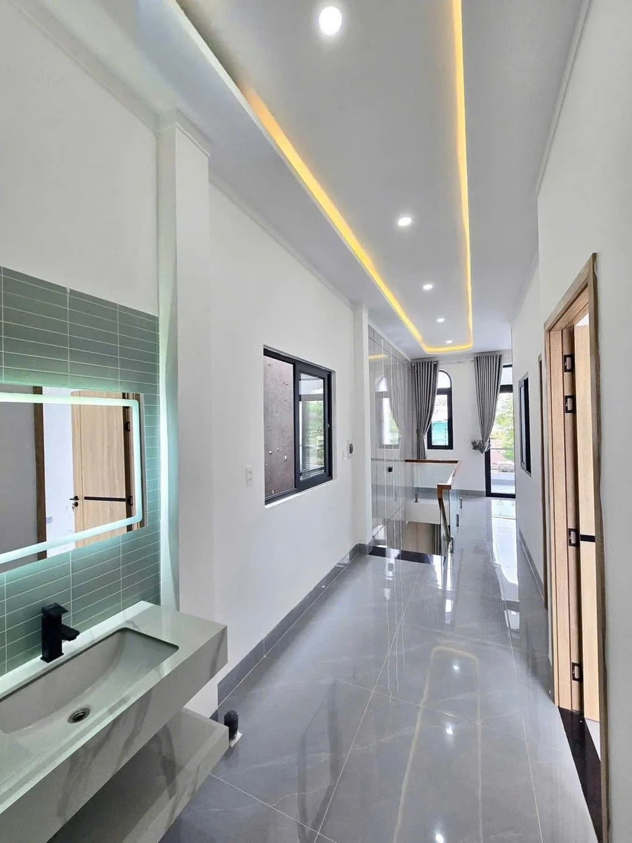 Bán nhà 3 phòng ngủ 125 m² gần Biên Hòa - Ảnh thu nhỏ 5