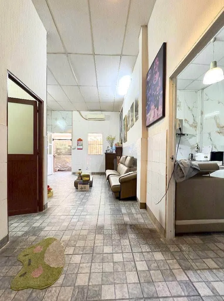 Bán nhà 2PN Khánh Hội Q.4, 71.76m2, 5 tỷ - Ảnh thu nhỏ 3