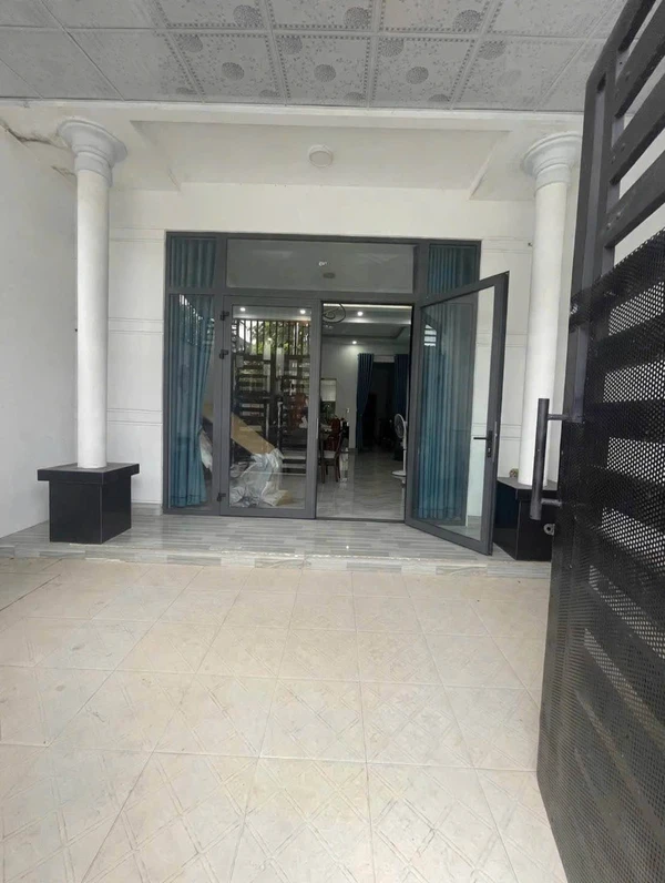 Bán nhà 2 phòng ngủ 100m² Phú Mỹ, Thủ Dầu Một 2 tỷ 250